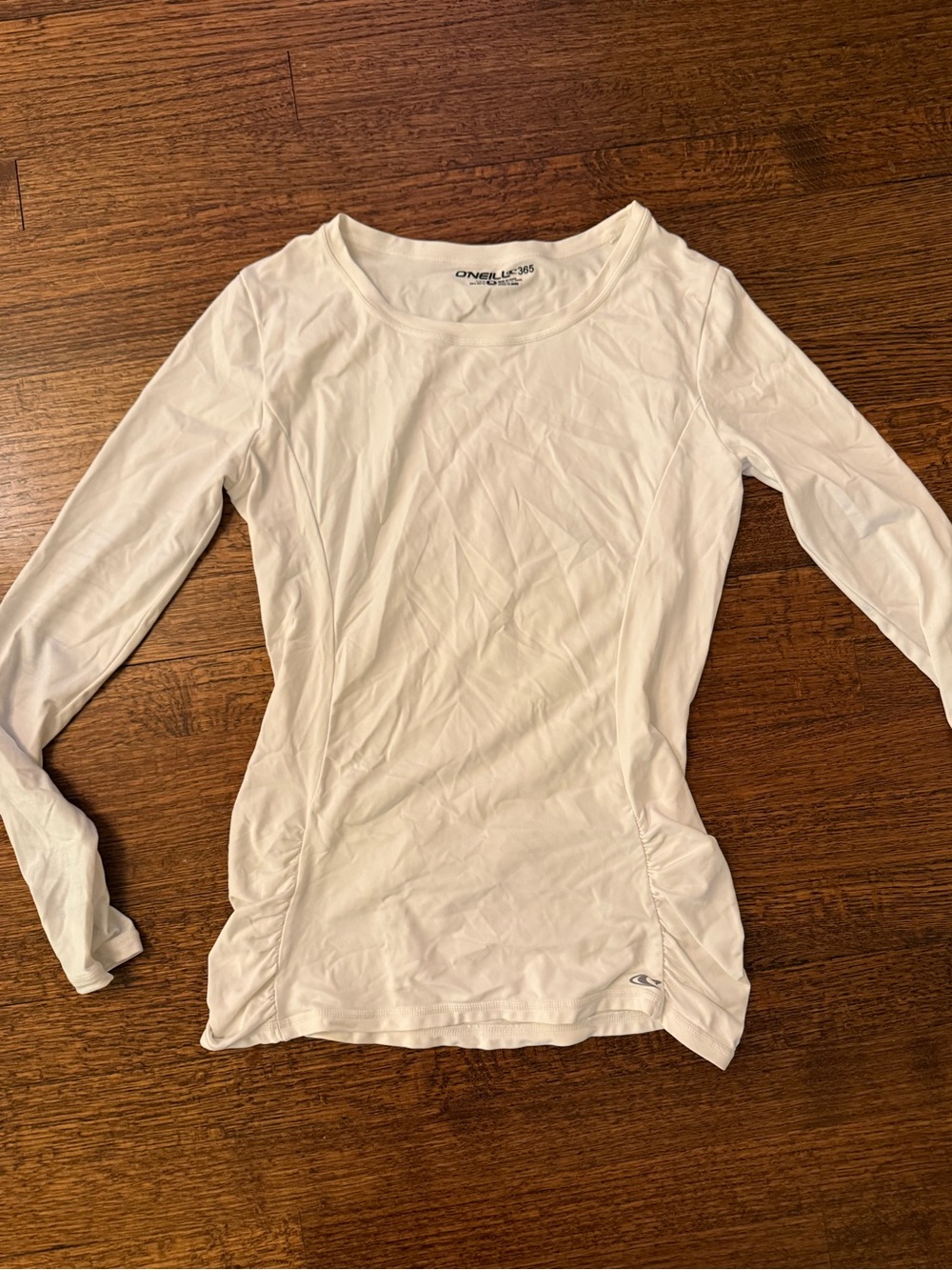 O'Neill 365 White Long-Sleeve Women's Crew sleeve swim shirt